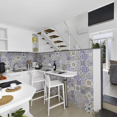 Eterea Charming Bed & Breakfast Sorrento