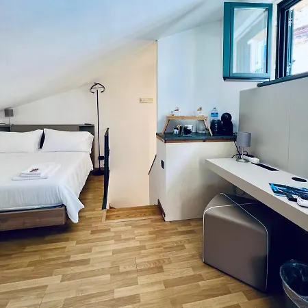 Eterea Charming B&B 소렌토