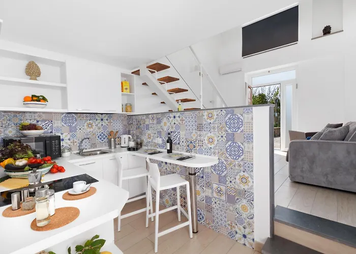 Nocleg ze śniadaniem Eterea Charming 4*